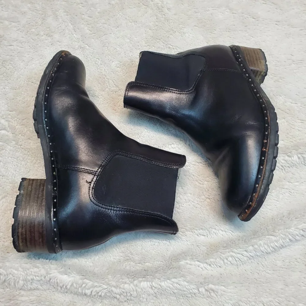 Ugg Black Leather Ankle‎ Boots Women 8 Luxury Classic Biker Gothic Moto Comfy